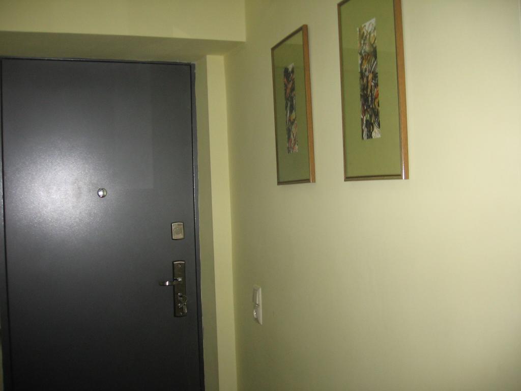 Lika'S Apartment Batumi Ngoại thất bức ảnh
