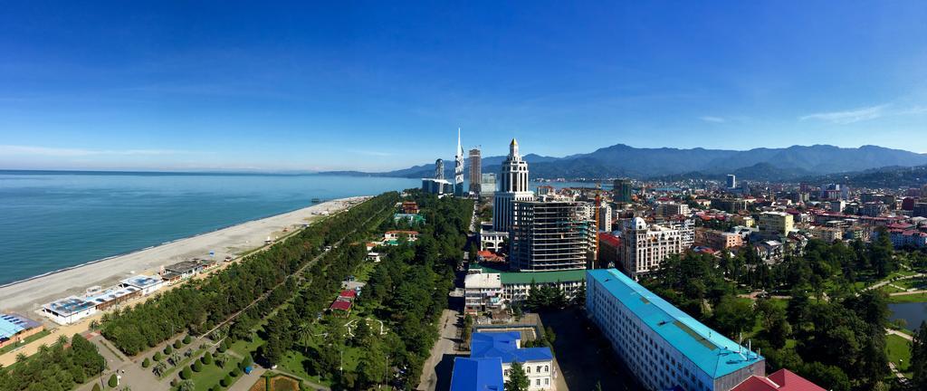 Lika'S Apartment Batumi Ngoại thất bức ảnh
